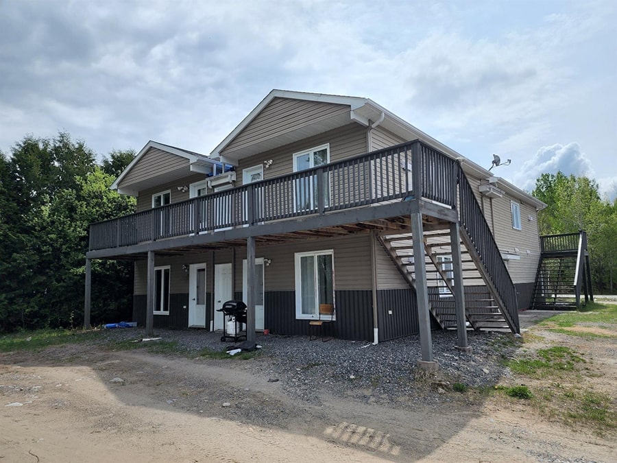 EquipeHeritage_Courtage_Century_Guylaine-2-min